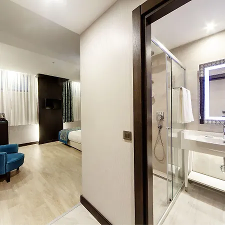 Mukarnas Taksim 3*
