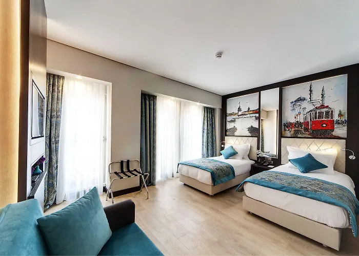 Hotel Mukarnas Taksim 4*