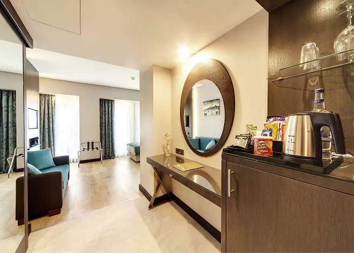 Mukarnas Taksim Hotel 4*