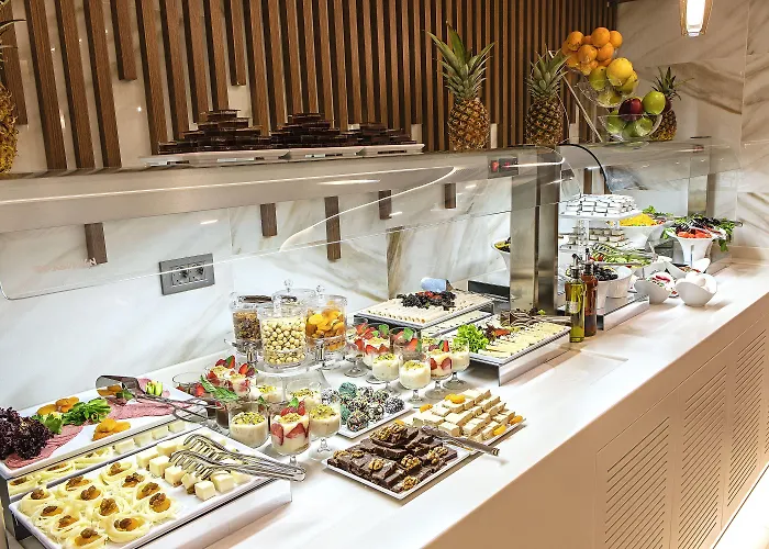 Hotel Mukarnas Taksim 4*