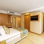 Ξενοδοχείο Mukarnas Taksim 3*