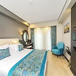 Ξενοδοχείο Mukarnas Taksim 3*