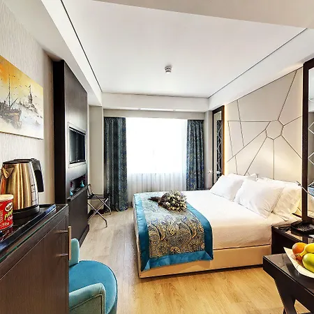 호텔 Mukarnas Taksim 4*